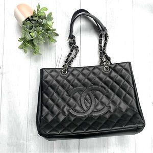 CHANEL Authentic Grand Shopping Tote Quilted Caviar Black